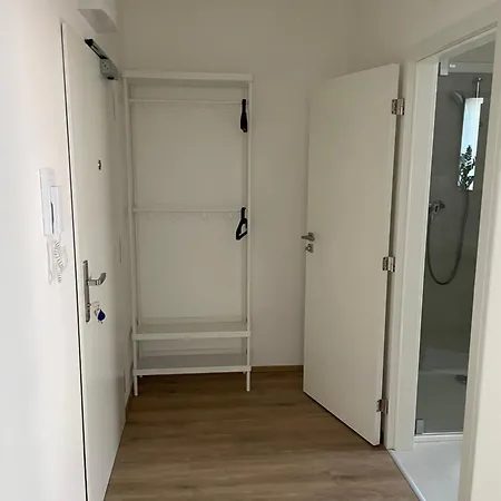 Apartamento 1 *