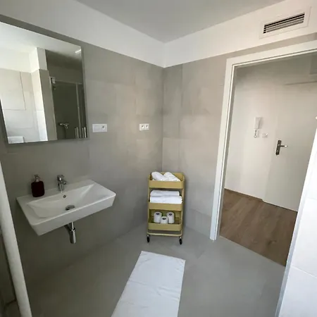 1 Brno